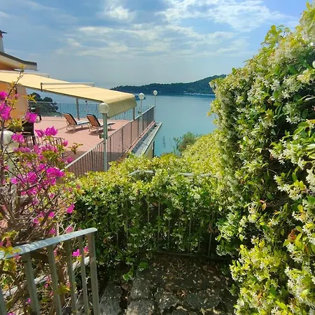 Feriehus La Terrazza Sul Mare View