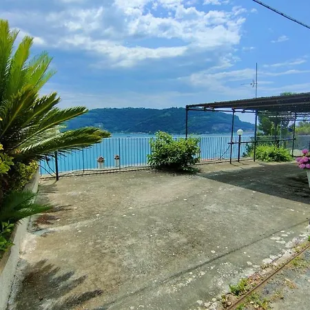 La Terrazza Sul Mare View Feriehus
