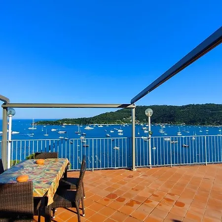 La Terrazza Sul Mare View Feriehus *