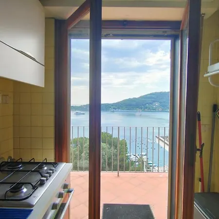 La Terrazza Sul Mare View Ferienhaus